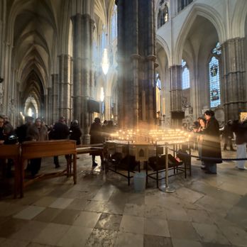 Westminster Abbey - After worship service - Churches Near Me - London, XGL Westminster Abbey - After worship service - Churches Near Me - London, XGL