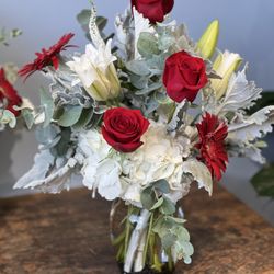 Honey Bee's Florist