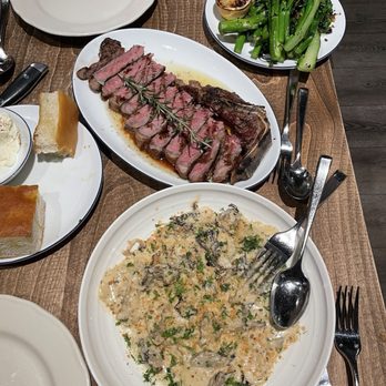 Ofena - Mushroom past, steak, Grilled Broccolini - Italian Near Me - San Francisco, California