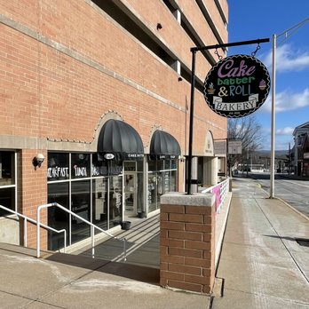 Cake Batter & Roll - Outside - Food Trucks Near Me