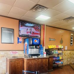 Master Pizza - Concession area