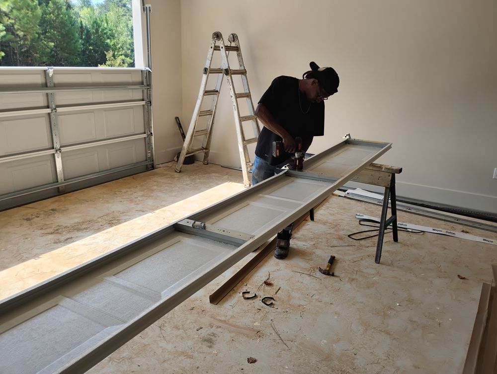 Payton garage door repair - Garage Door Contractor in Hattiesburg, MS