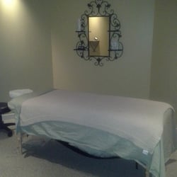 Options 4 Health - Beautiful massage room.