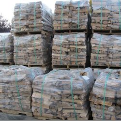 Solano Firewood - Firewood bundles available! Call today!
