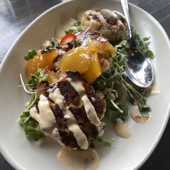 402 eat + drink - Crab cakes - American Near Me - Omaha, Nebraska