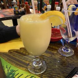 Los Tres Hermanos Bar & Grill - Frozen peach margarita