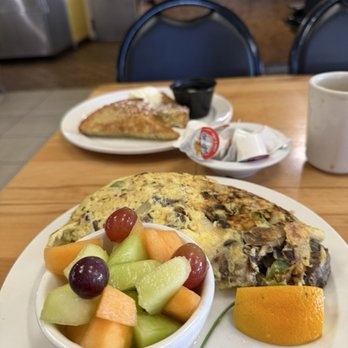 The Omelet House - Now that's a breakfast... - American Near Me - Stockton, California The Omelet House - Now that's a breakfast... - American Near Me - Stockton, California