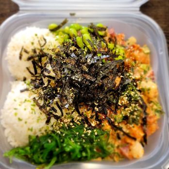 Loco Ono - Large poke bowl spicy tuna,tako,salmon,scallops, and tuna. For the sauces mango habanero,house sauce, and sesame soy sauce. - Poke Near Me - Reno, Nevada Loco Ono - Large poke bowl spicy tuna,tako,salmon,scallops, and tuna. For the sauces mango habanero,house sauce, and sesame soy sauce. - Poke Near Me - Reno, Nevada
