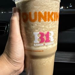 Dunkin' - Peppermint mocha frozen coffee