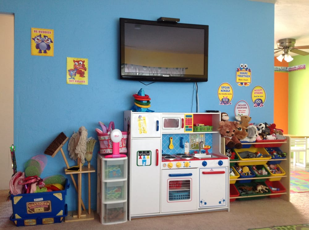 LITTLE BEARS DAYCARE 1438 Bakersfield St, Lemon Grove, California