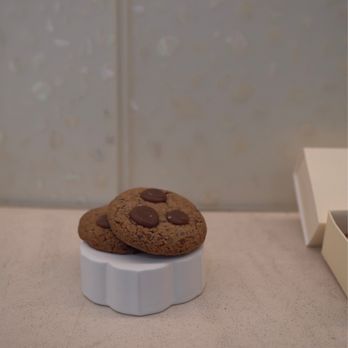 Lysee - Milk chocolate cookie - Desserts Near Me - New York, New York Lysee - Milk chocolate cookie - Desserts Near Me - New York, New York