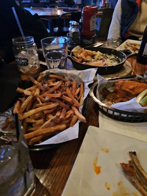 Craft Kitchen & Tap House Wantagh by null