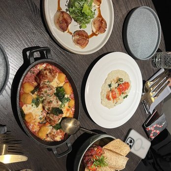 Gordon Ramsay Hell's Kitchen - appetizers- scallops, lobster risotto, tuna tartare , waygu meatbawls - Desserts Near Me - Washington, DC, District of Columbia