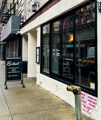 Eastpoint Bar by null