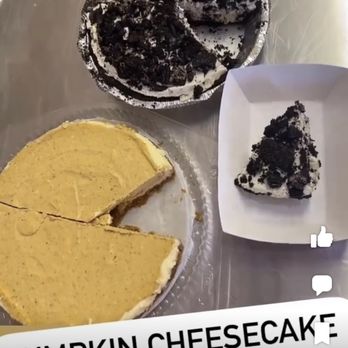 Ida V's Smoke Palace - Pumpkin or Oreo Cheesecake - Food Trucks Near Me - Granbury, Texas Ida V's Smoke Palace - Pumpkin or Oreo Cheesecake - Food Trucks Near Me - Granbury, Texas