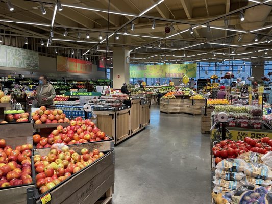 Mariano's by null