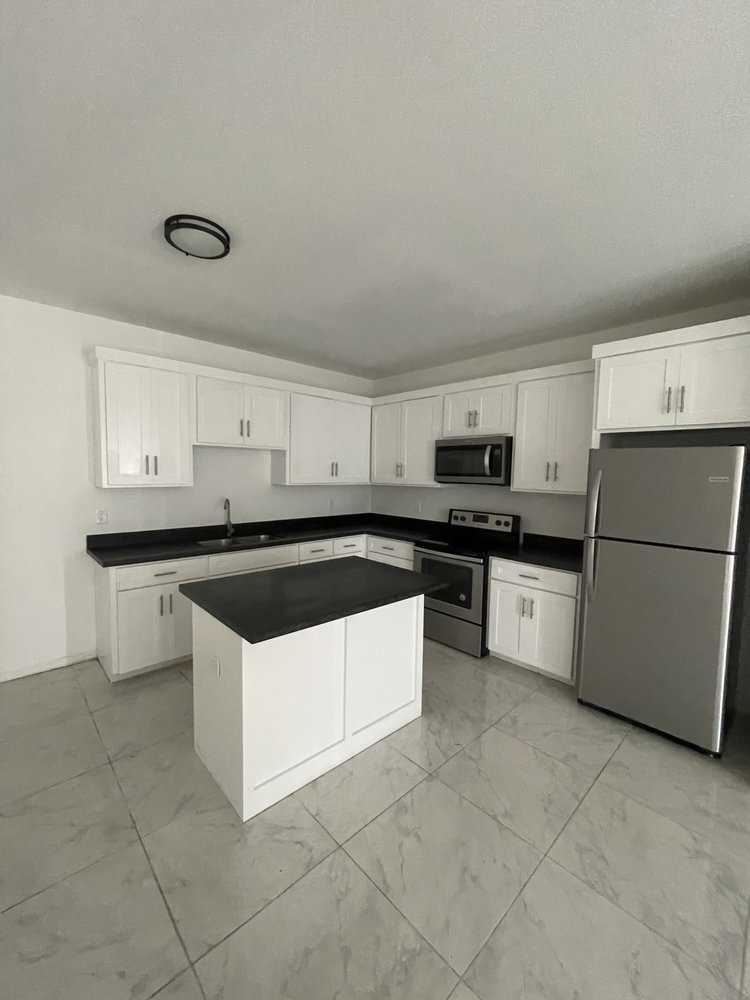 Slide of All Pro Maintenance