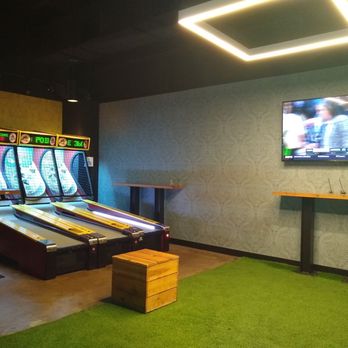 16-Bit Bar+Arcade - Free to play skee ball machines - such a fan!! - Bars Near Me - Indianapolis, Indiana