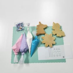 Sweet G's Cookie Studio - Child's cookie decorating class