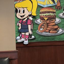 Dolly's Burgers and Shakes - He's behind you!