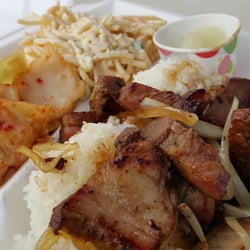 Smoke meat plate lunch...tender and smokey!!! Ono'licious!!!