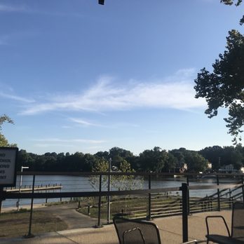 Brickmakers Cafe - Cafes Near Me - Lorton, Virginia