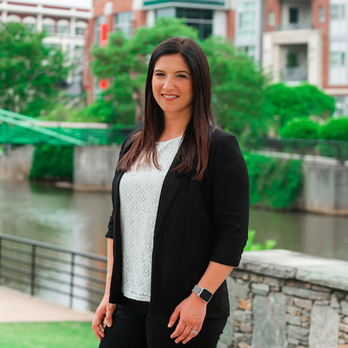 Danielle Owens-RE/MAX Moves - Real Estate Agents Near Me - Simpsonville, South Carolina Danielle Owens-RE/MAX Moves - Real Estate Agents Near Me - Simpsonville, South Carolina