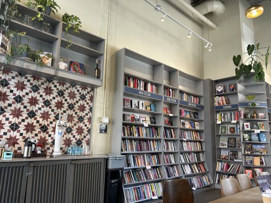 Bird in Hand by null