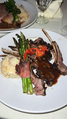 The Chandelier Bar by null