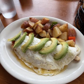 Old Town Cafe - The Muscle Man Omelet w/ Side Mojo Potatoes - Cafes Near Me - Camarillo, California Old Town Cafe - The Muscle Man Omelet w/ Side Mojo Potatoes - Cafes Near Me - Camarillo, California