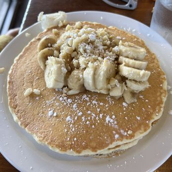 Kihei Caffe Lahaina - Banana Mac nut pancakes - Breakfast & Brunch Near Me - Lahaina, Hawaii Kihei Caffe Lahaina - Banana Mac nut pancakes - Breakfast & Brunch Near Me - Lahaina, Hawaii
