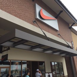 allen outlet mall nike