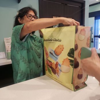Honolulu Cookie Company - Desserts Near Me - Honolulu, Hawaii