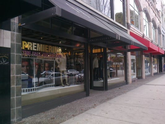 armani exchange closing