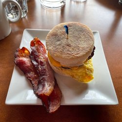 Almont Resort & Restaurant - McAlmont Muffin