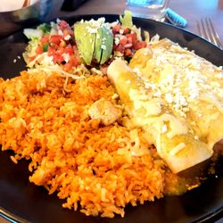 Plaza Azteca - Yolanda Enchilada