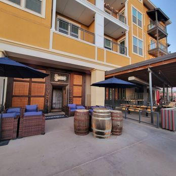 UnderTow Gilbert - Entrance with seating area. - Cocktail Bars Near Me - Gilbert, Arizona