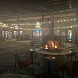 Slice Pizzeria & Taphouse