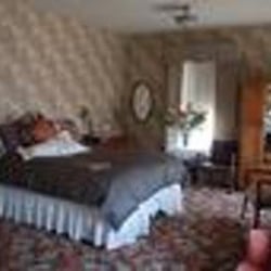 Summerhill Manor B&B and Tea Room
