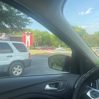 Taco Bell - a view from inside a car - Fast Food Near Me - Travelers Rest, South Carolina
