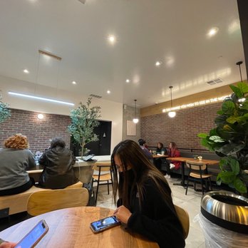 7 Leaves Cafe - Interior - Bubble Tea Near Me - Cupertino, California