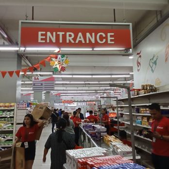 Tiongsan - As the sign says - Shopping Centers Near Me - La Trinidad, BEN