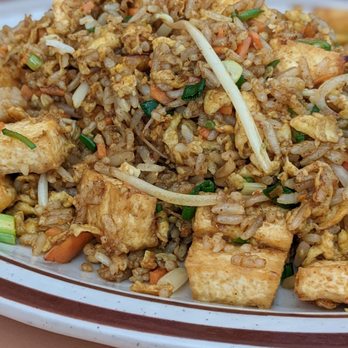 Bamboo Garden - Curry fried rice with tofu - Chinese Near Me - Chicago, Illinois