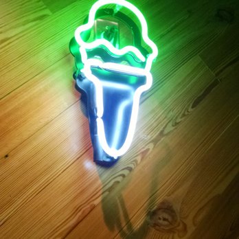 Shake Shack Christiana - Ice Cream for desert - Burgers Near Me - New Castle, Delaware