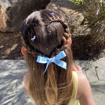 Buzzes 'n Beehives - Hair Stylists Near Me - San Marcos, California Buzzes 'n Beehives - Hair Stylists Near Me - San Marcos, California