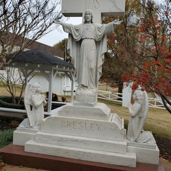 Graceland - Museums Near Me - Memphis, Tennessee