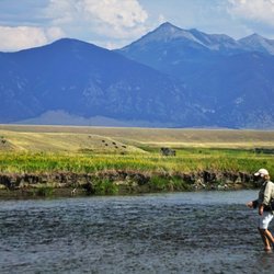 Healing Waters Lodge - Fly fishing the Madison River with Healing Waters Lodge