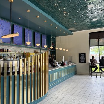 Cafe Beatrice - Cafes Near Me - Cambridge, Massachusetts