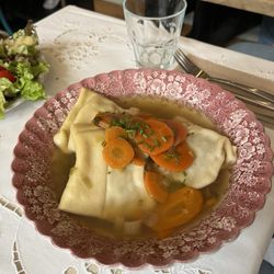 Zum Spätzle - 3 Maultaschen in Brühe