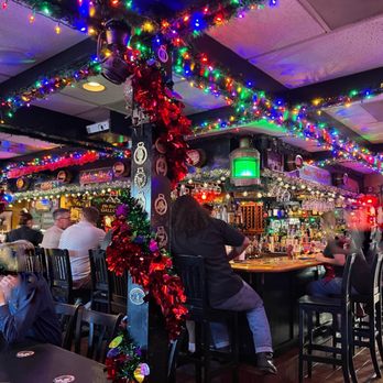 The Olde Ship - Indoor area - British Near Me - Fullerton, California